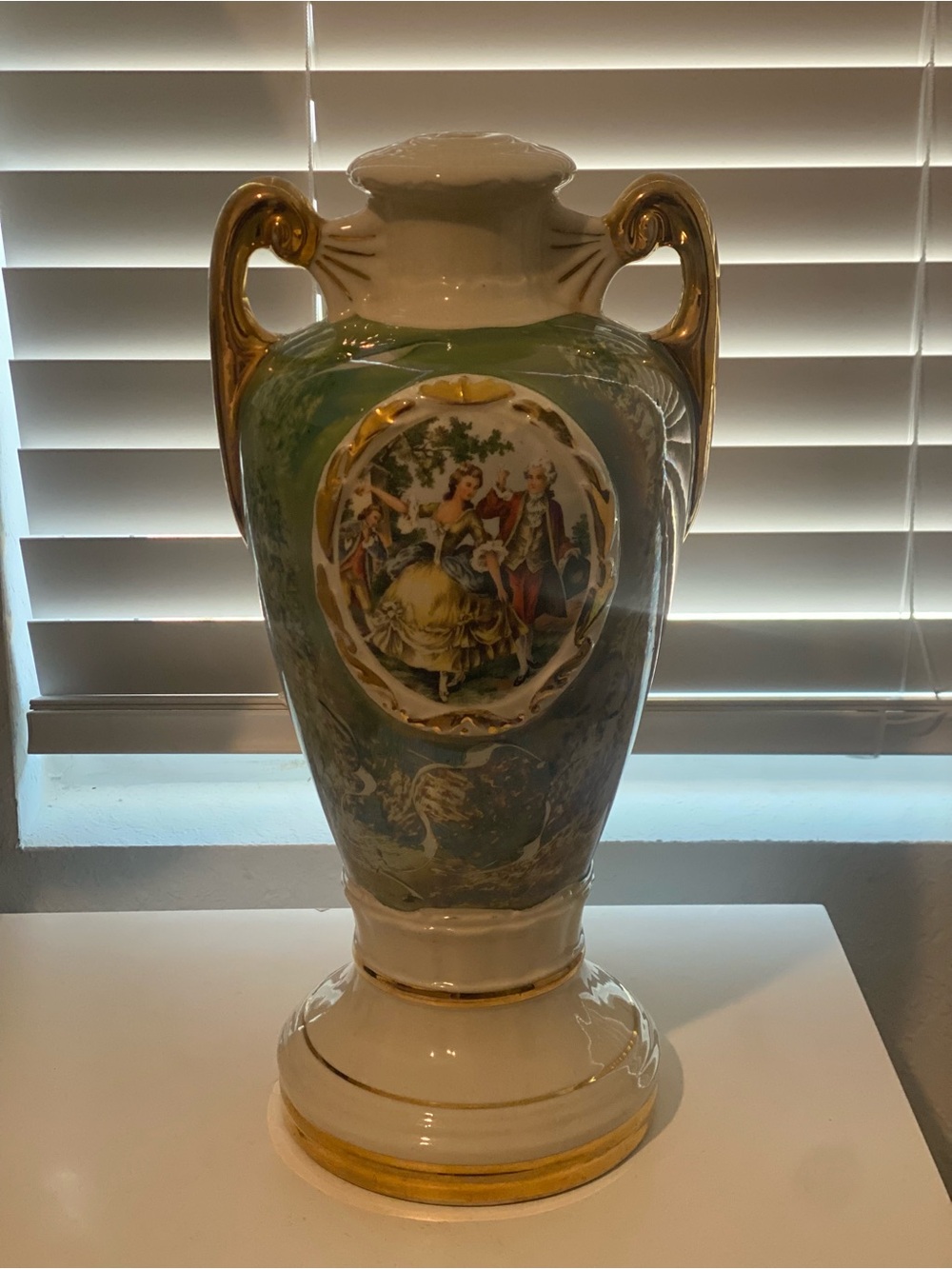 Vintage Green Hand Painted French
Porcelain Table Lamp base with Gold Accents